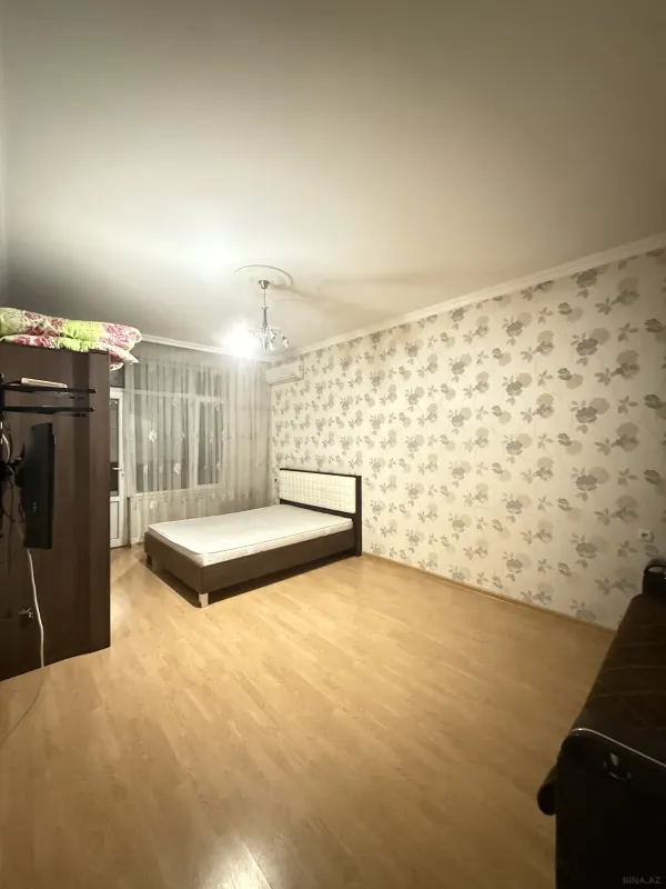 Kirayə verilir 1 otaqlı mənzil 60 m²