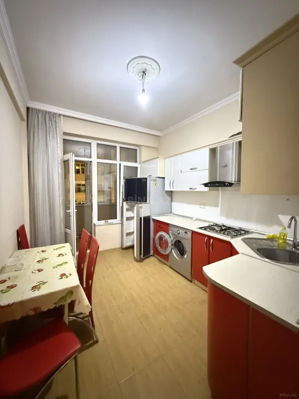 Kirayə verilir 1 otaqlı mənzil 60 m²