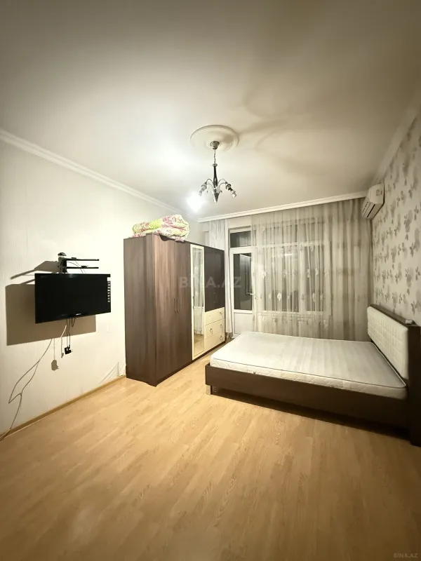 Kirayə verilir 1 otaqlı mənzil 60 m²