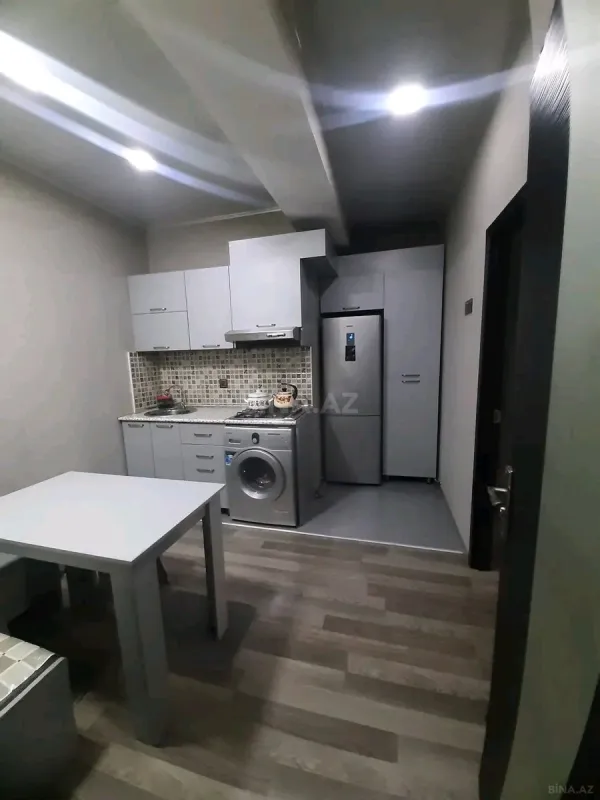 Kirayə verilir 2 otaqlı mənzil 80 m²