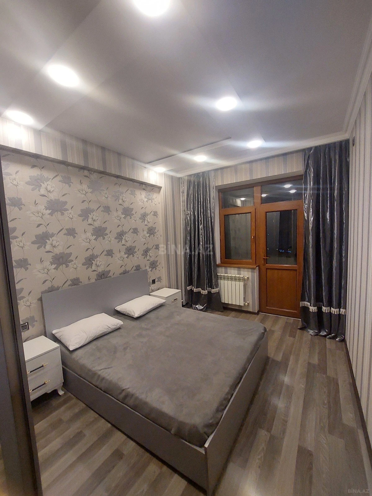 Kirayə verilir 2 otaqlı mənzil 80 m²