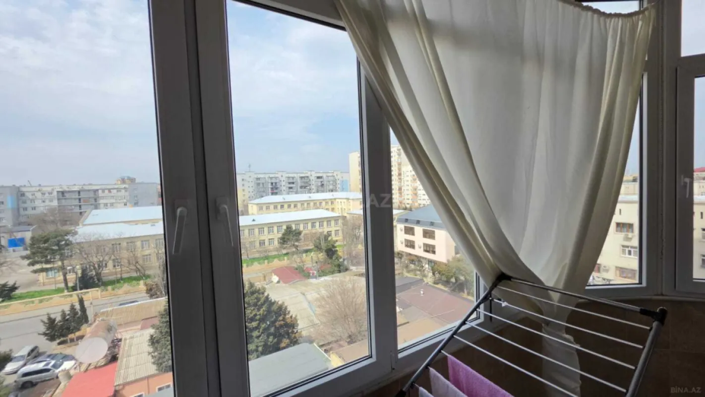 Satılır 3 otaqlı mənzil 130 m²