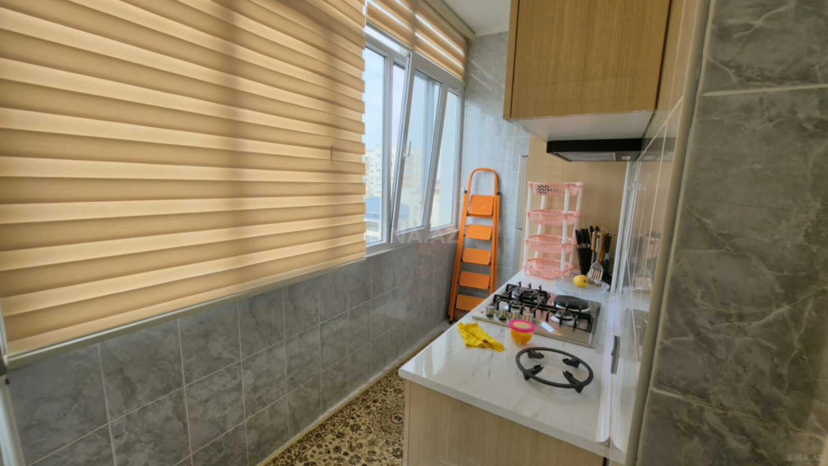 Satılır 3 otaqlı mənzil 130 m²