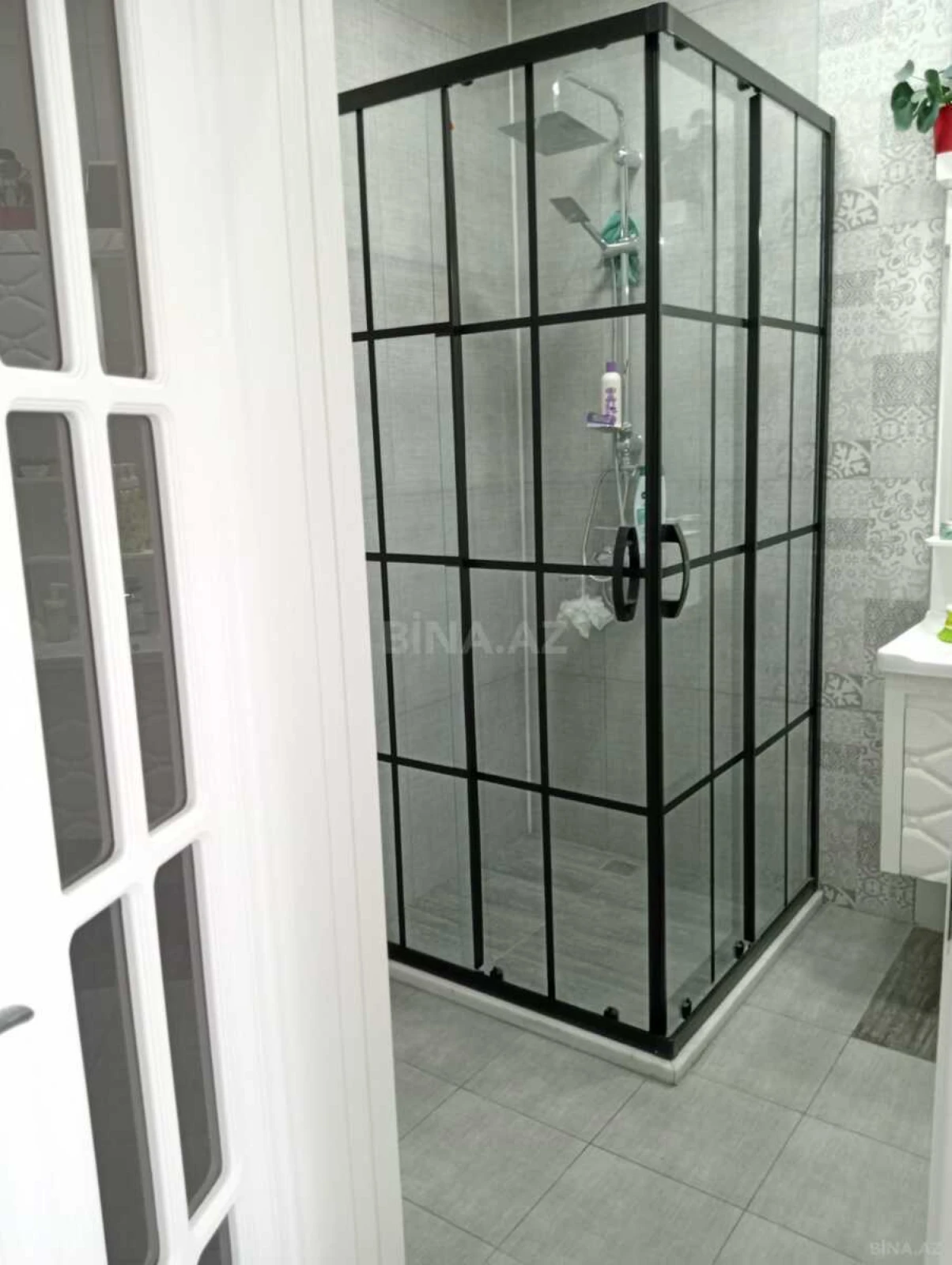 Kirayə verilir 2 otaqlı mənzil 65 m²