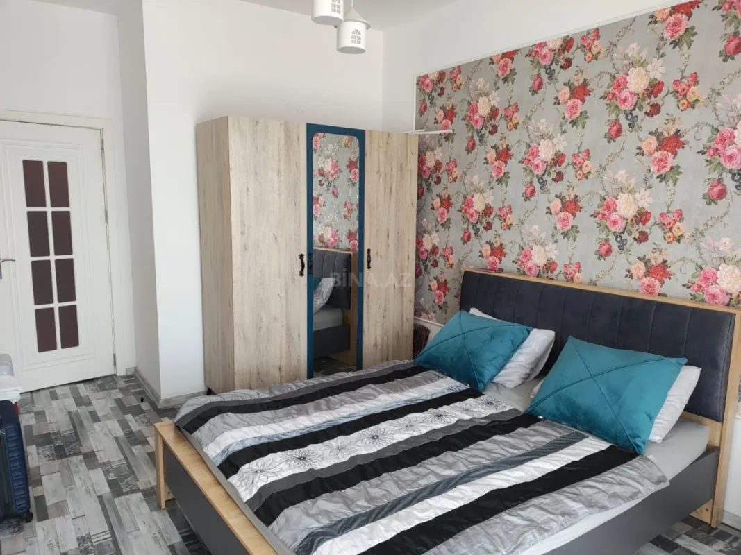 Kirayə verilir 2 otaqlı mənzil 65 m²