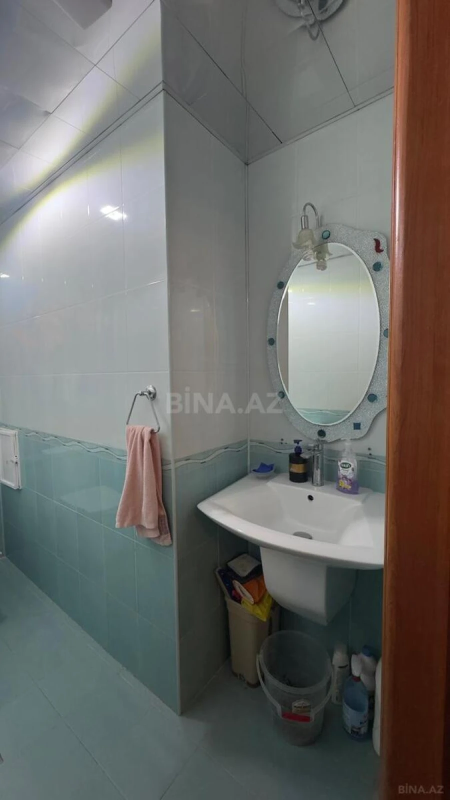 Satılır 4 otaqlı mənzil 203 m²
