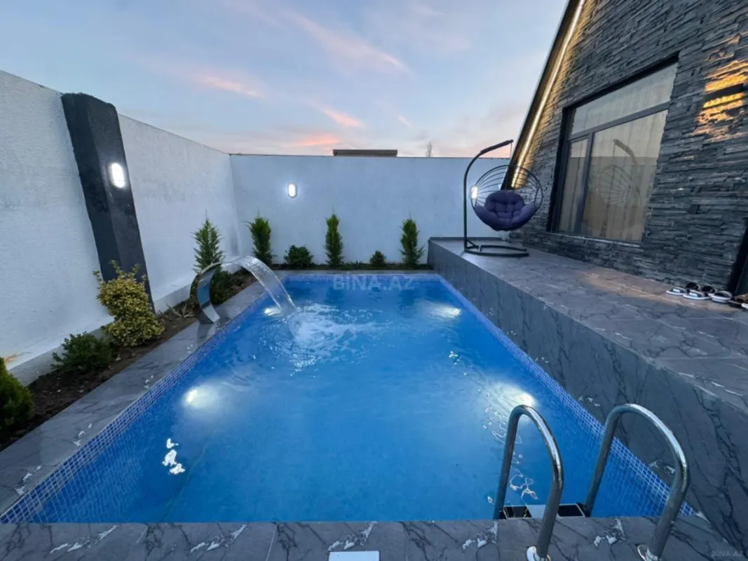 Satılır 4 otaqlı həyət evi 135 m²