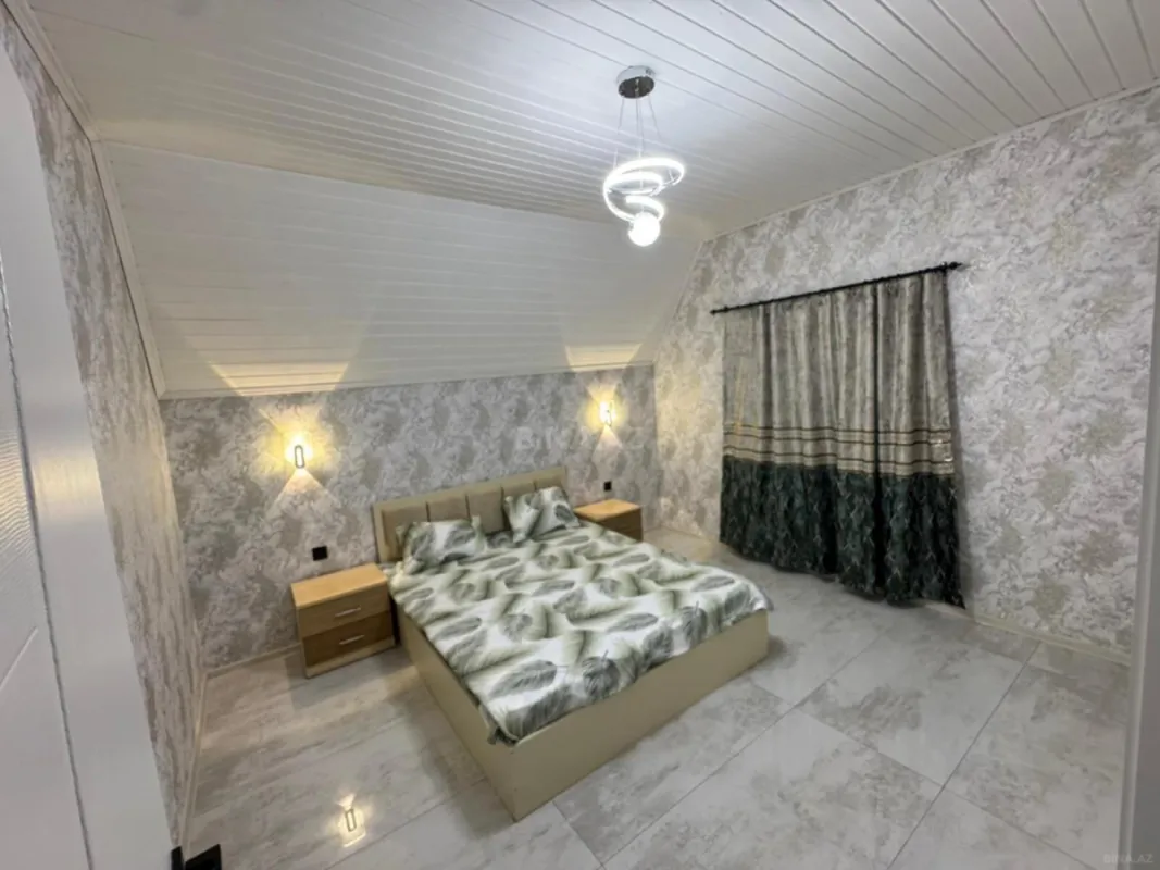Satılır 4 otaqlı həyət evi 135 m²