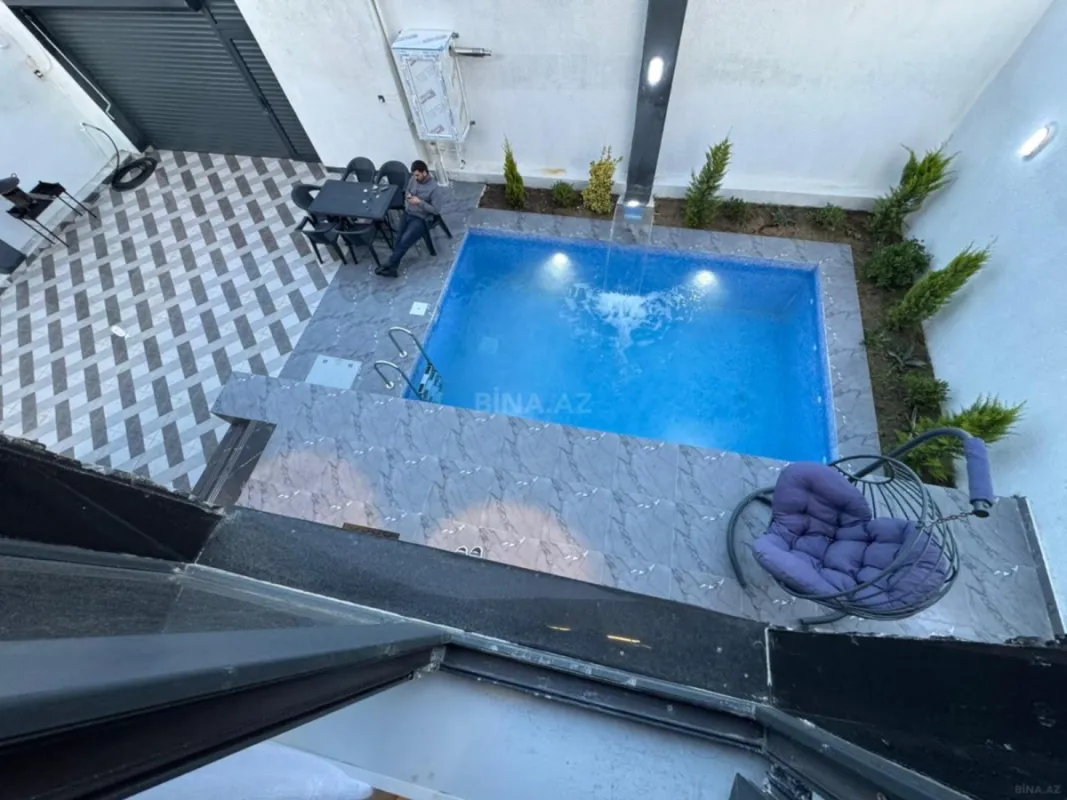Satılır 4 otaqlı həyət evi 135 m²