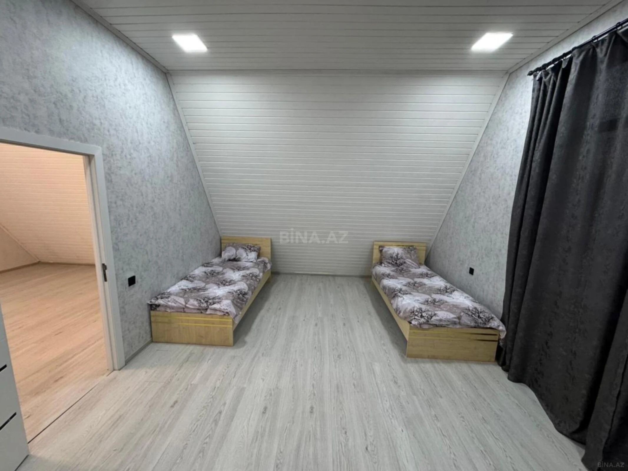 Satılır 4 otaqlı həyət evi 135 m²