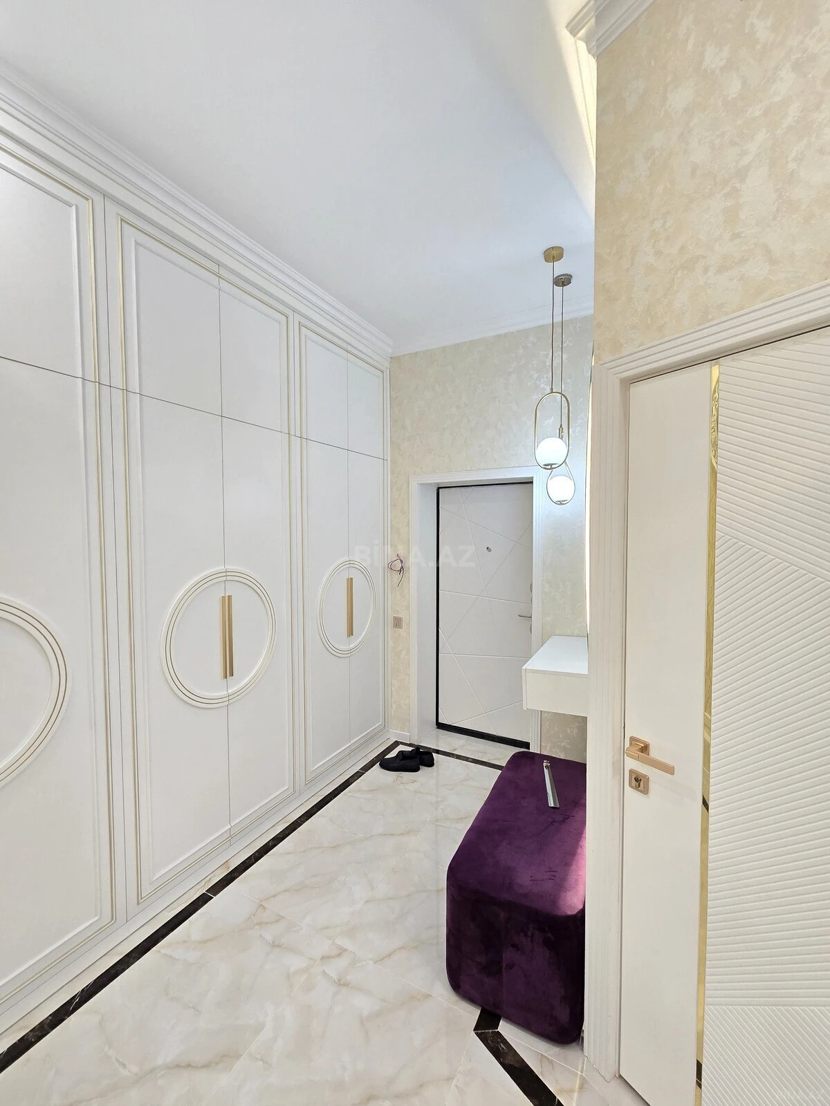 Satılır 2 otaqlı mənzil 80 m²