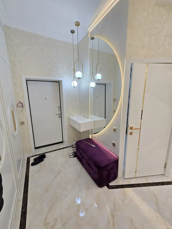 Satılır 2 otaqlı mənzil 80 m²