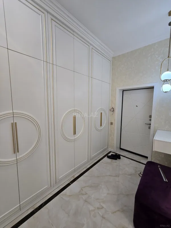 Satılır 2 otaqlı mənzil 80 m²