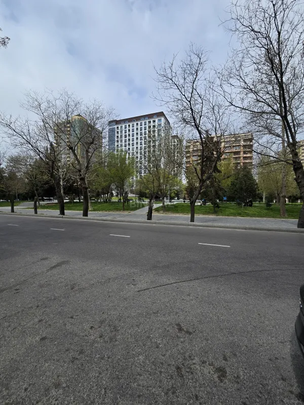 Satılır 2 otaqlı mənzil 80 m²