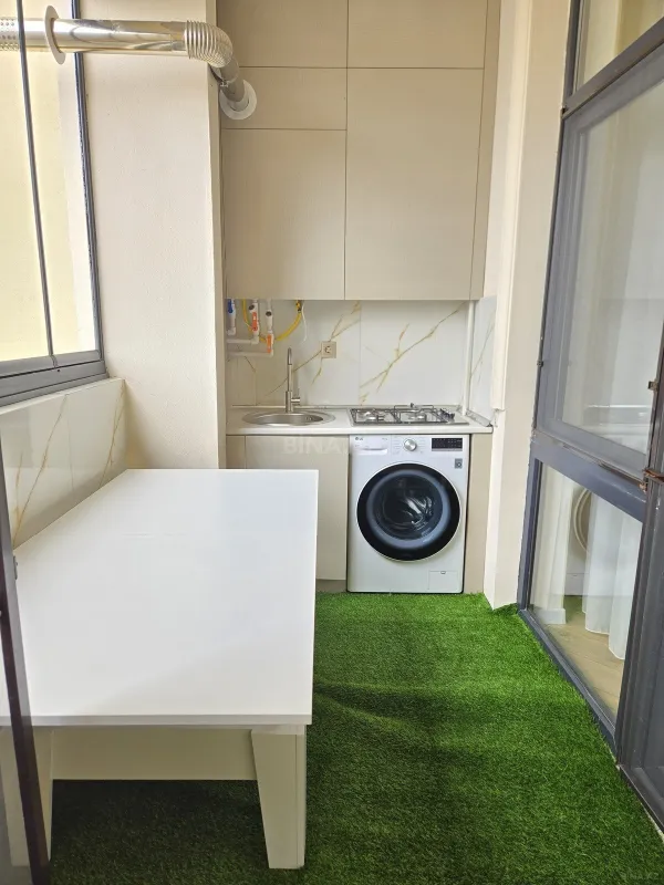 Satılır 2 otaqlı mənzil 80 m²