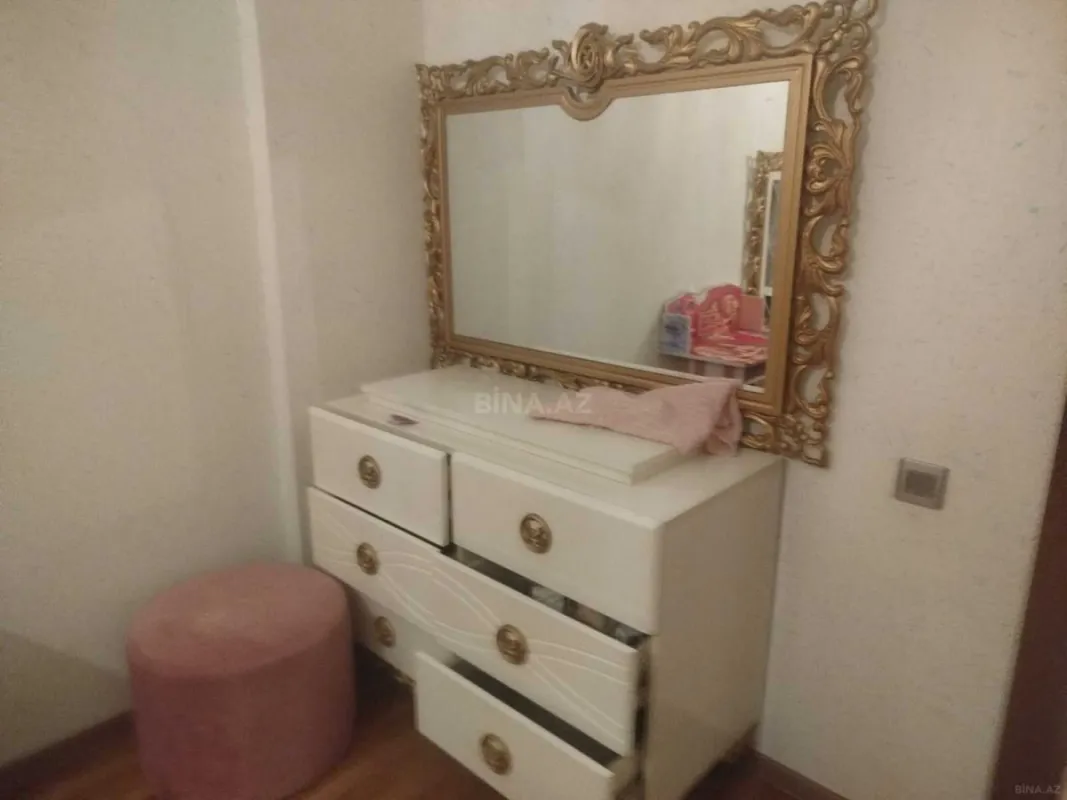 Satılır 2 otaqlı mənzil 67 m²