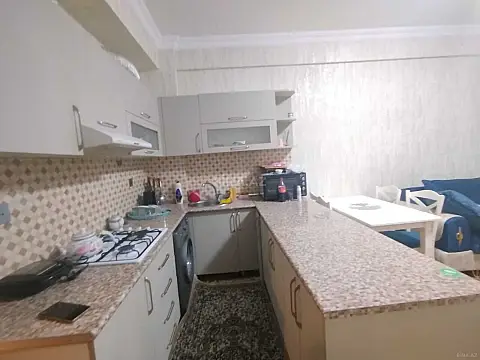 Satılır 2 otaqlı mənzil 67 m²