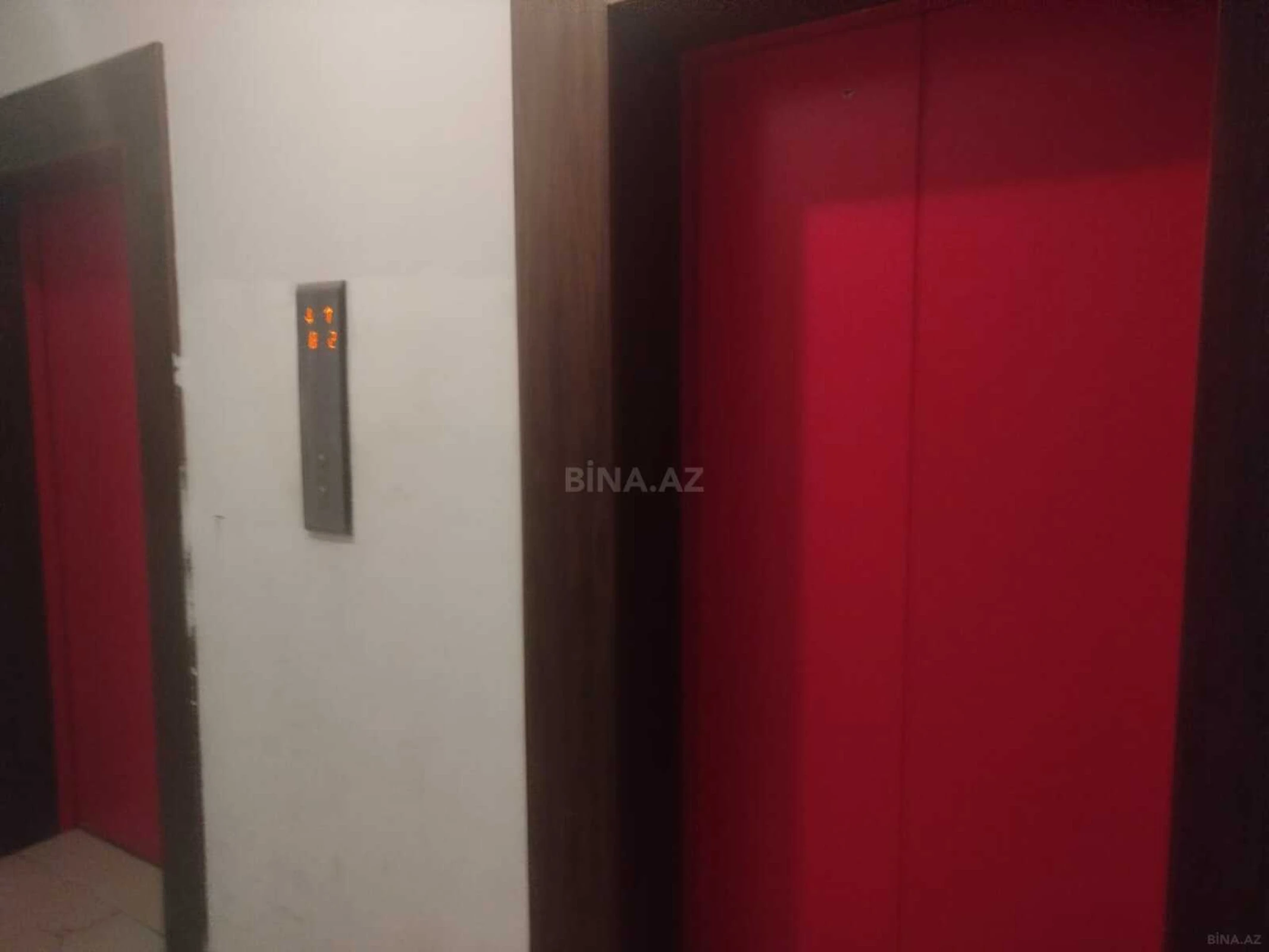 Satılır 2 otaqlı mənzil 67 m²