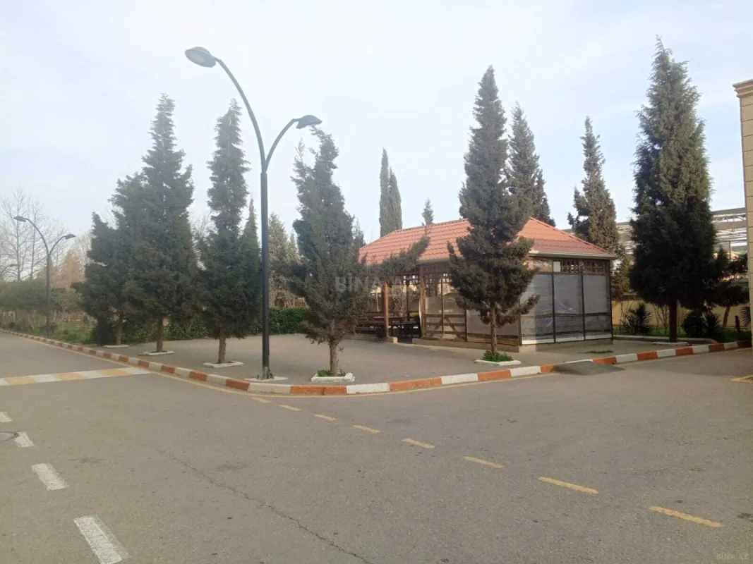 Satılır 2 otaqlı mənzil 67 m²