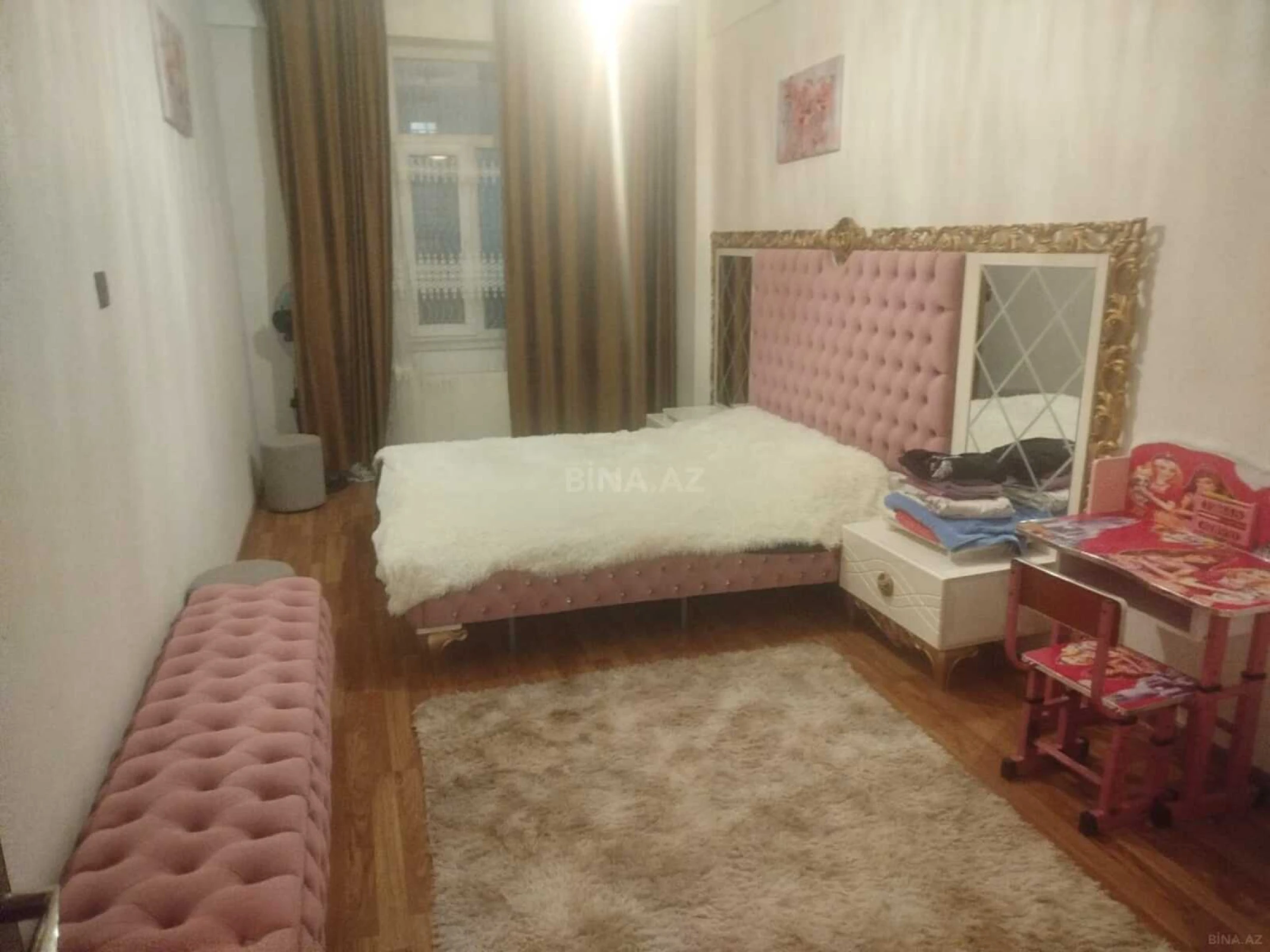 Satılır 2 otaqlı mənzil 67 m²
