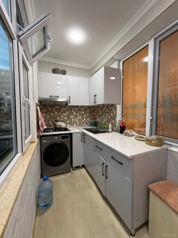 Satılır 3 otaqlı mənzil 50 m²