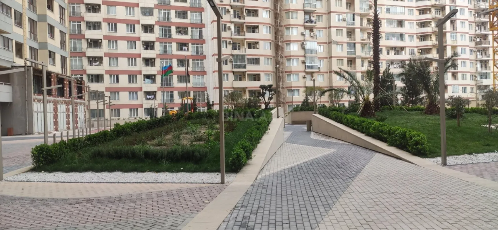 Satılır 2 otaqlı mənzil 70 m²