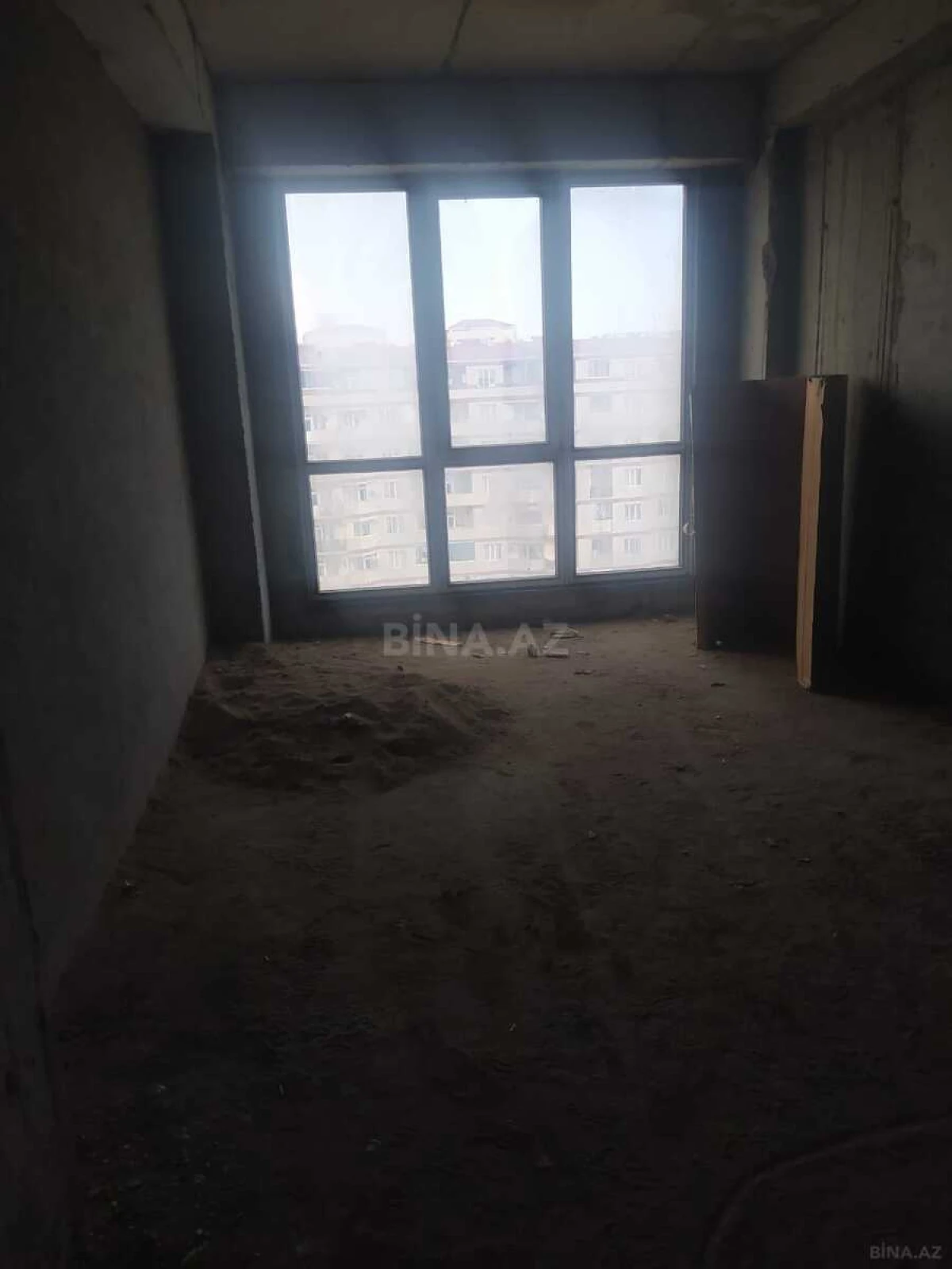 Satılır 2 otaqlı mənzil 70 m²
