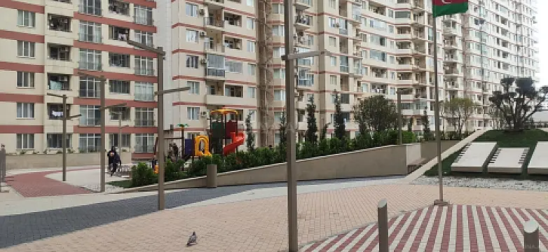 Satılır 2 otaqlı mənzil 70 m²