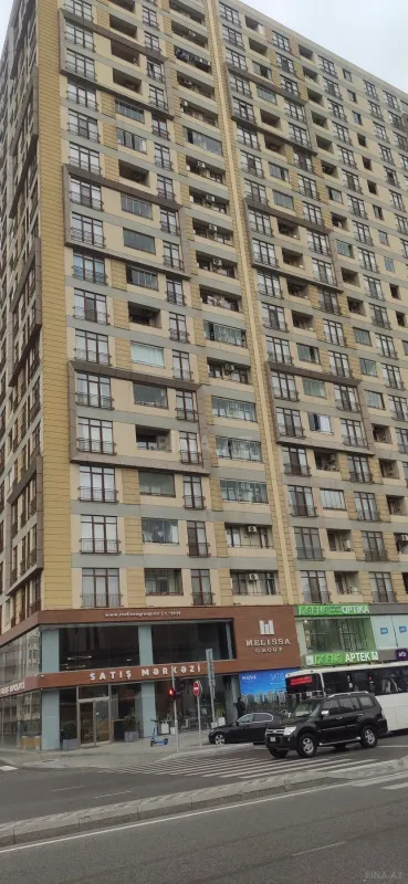 Satılır 2 otaqlı mənzil 70 m²