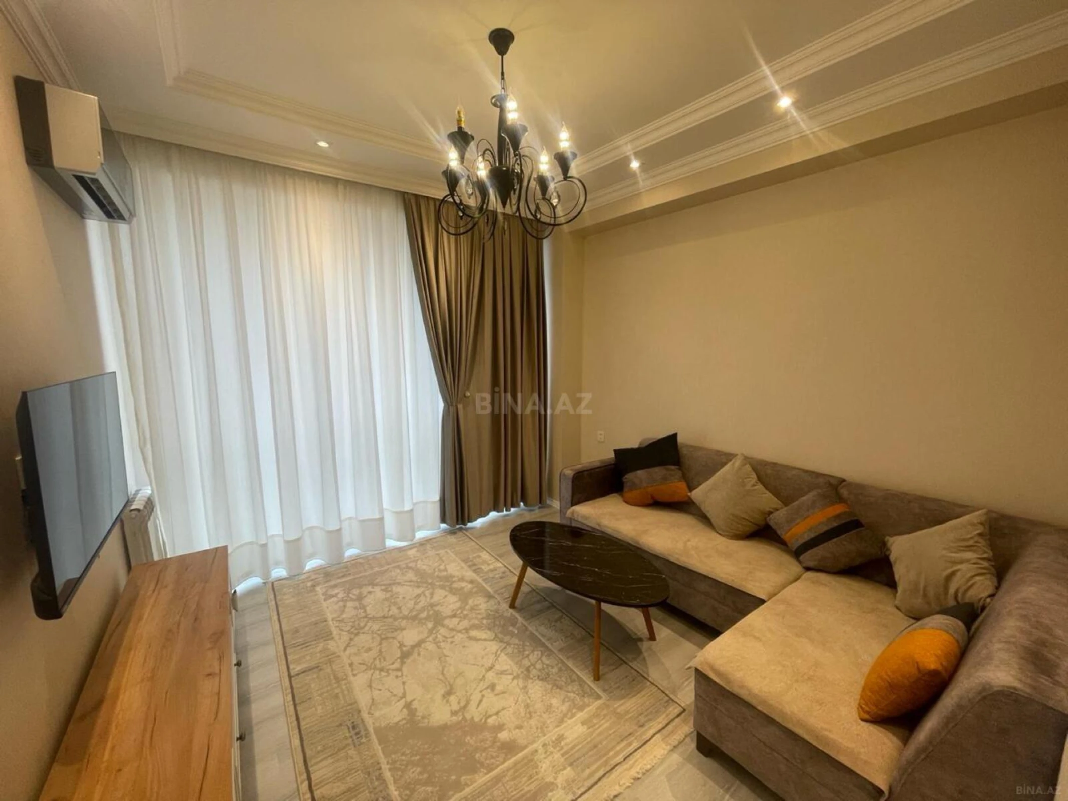 Kirayə verilir 2 otaqlı mənzil 55 m²