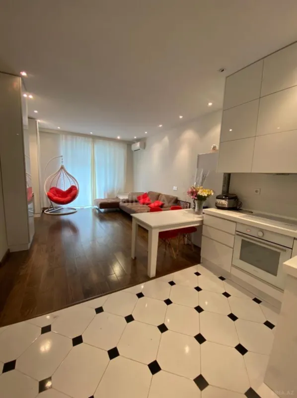 Kirayə verilir 2 otaqlı mənzil 70 m²