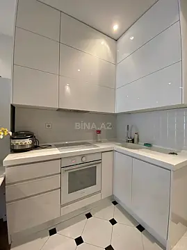 Kirayə verilir 2 otaqlı mənzil 70 m²