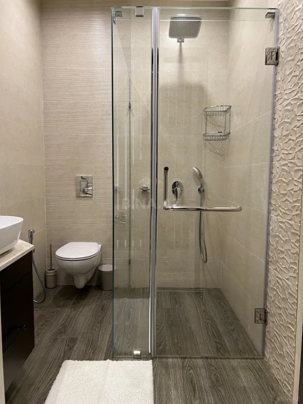 Kirayə verilir 2 otaqlı mənzil 105 m²