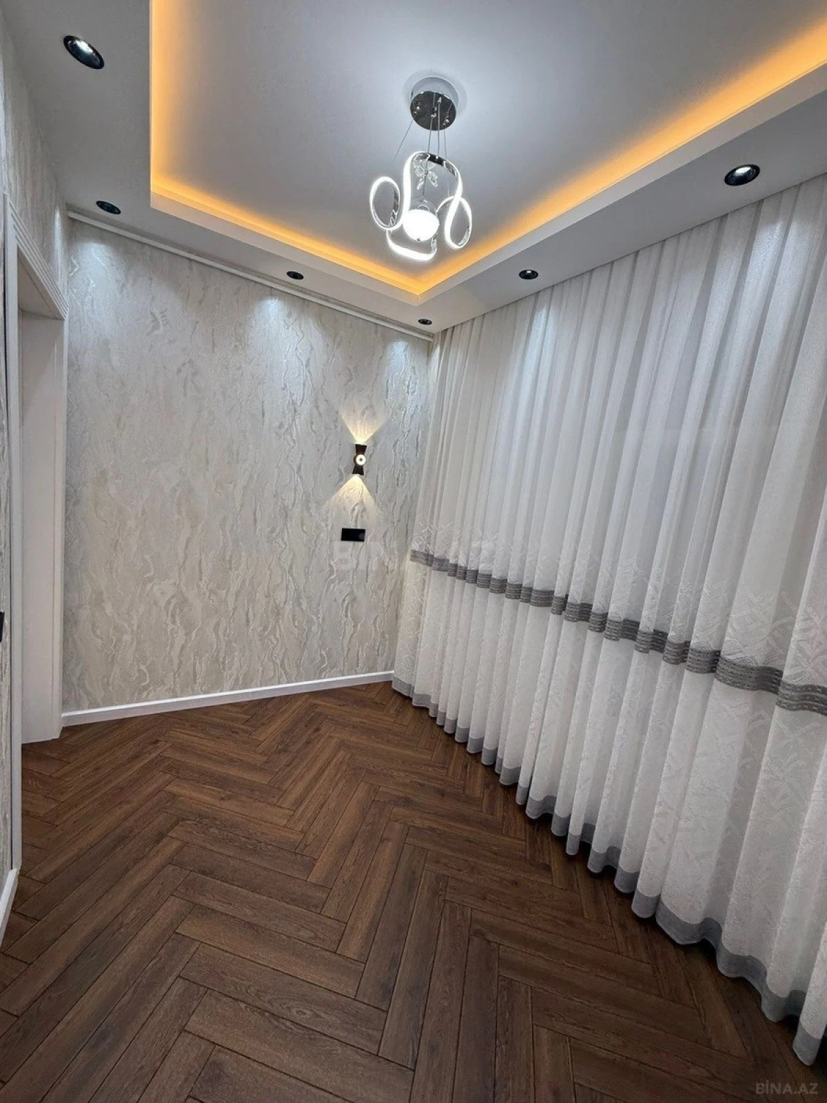Satılır 3 otaqlı mənzil 65 m²
