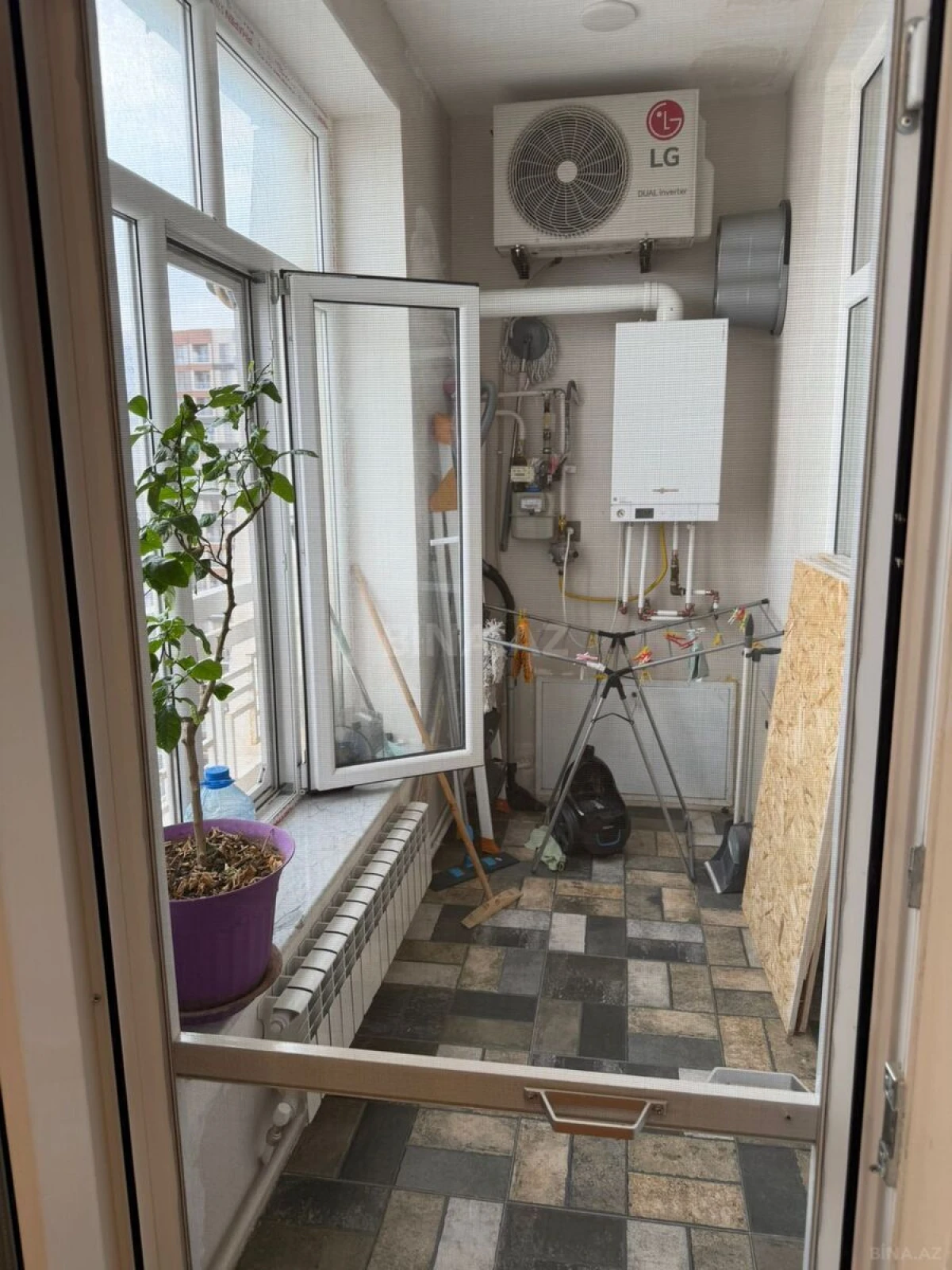 Satılır 2 otaqlı mənzil 78 m²