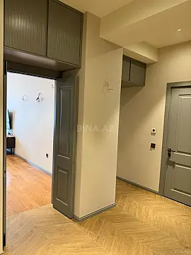 Satılır 2 otaqlı mənzil 78 m²