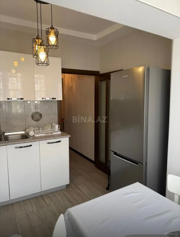 Kirayə verilir 2 otaqlı mənzil 65 m²