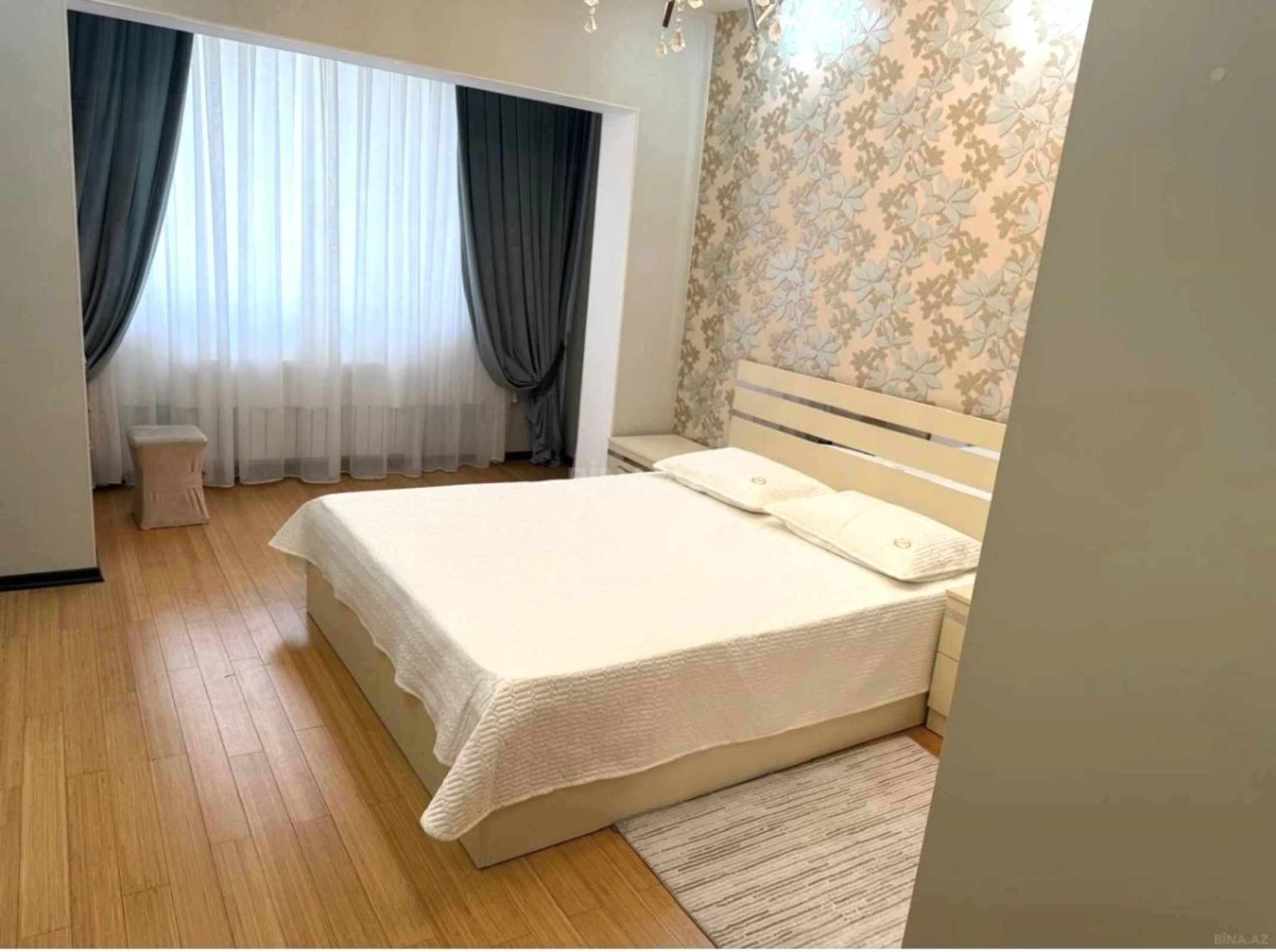 Kirayə verilir 2 otaqlı mənzil 65 m²