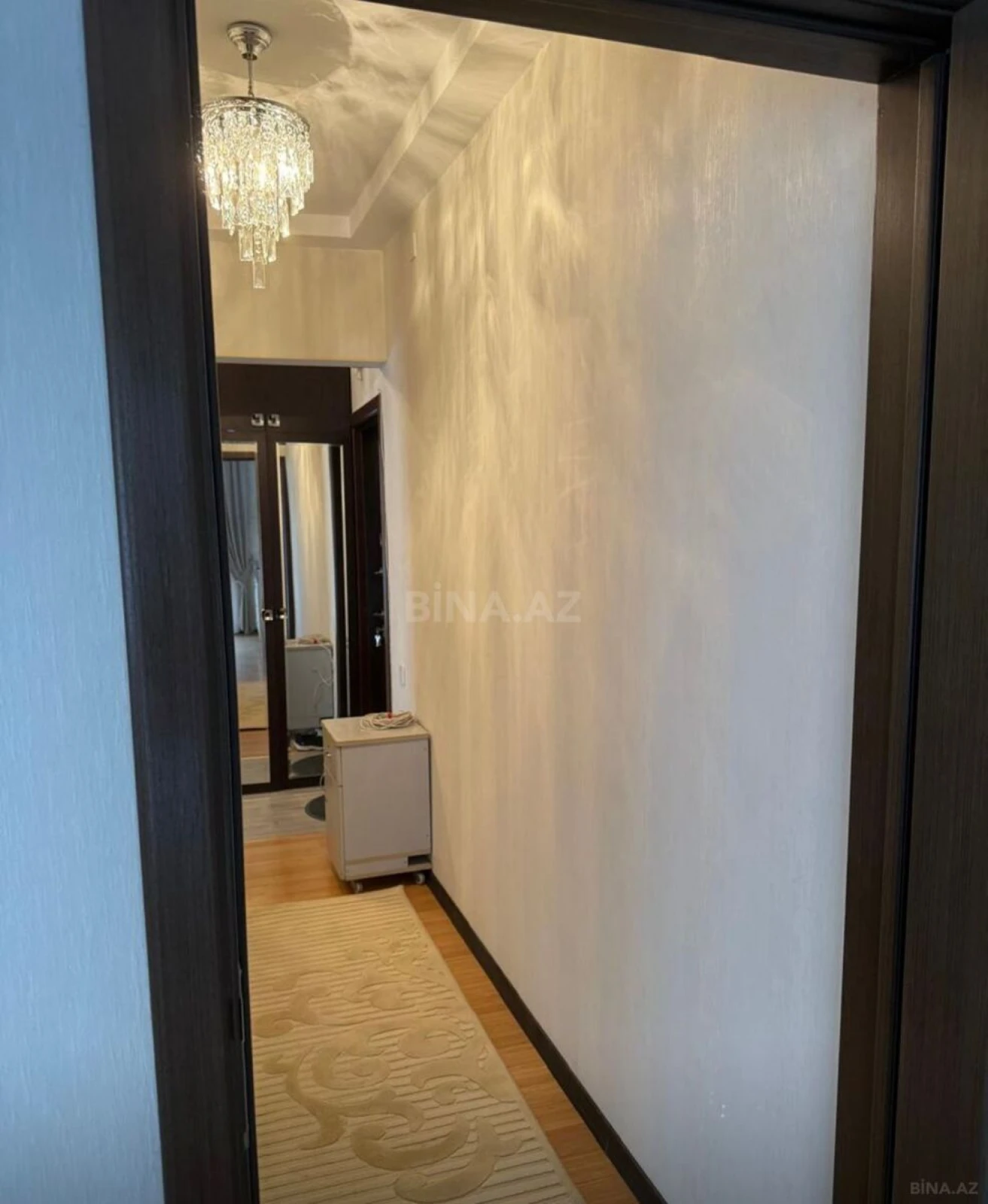 Kirayə verilir 2 otaqlı mənzil 65 m²