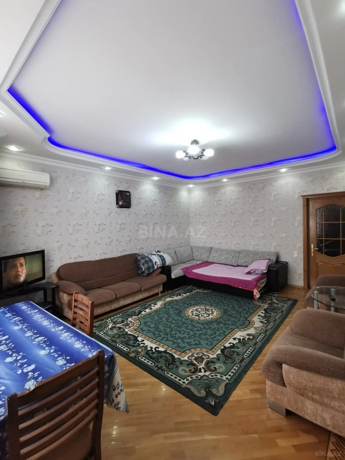 Satılır 2 otaqlı mənzil 68 m²
