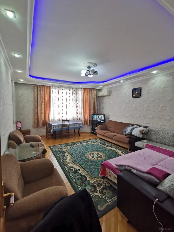 Satılır 2 otaqlı mənzil 68 m²