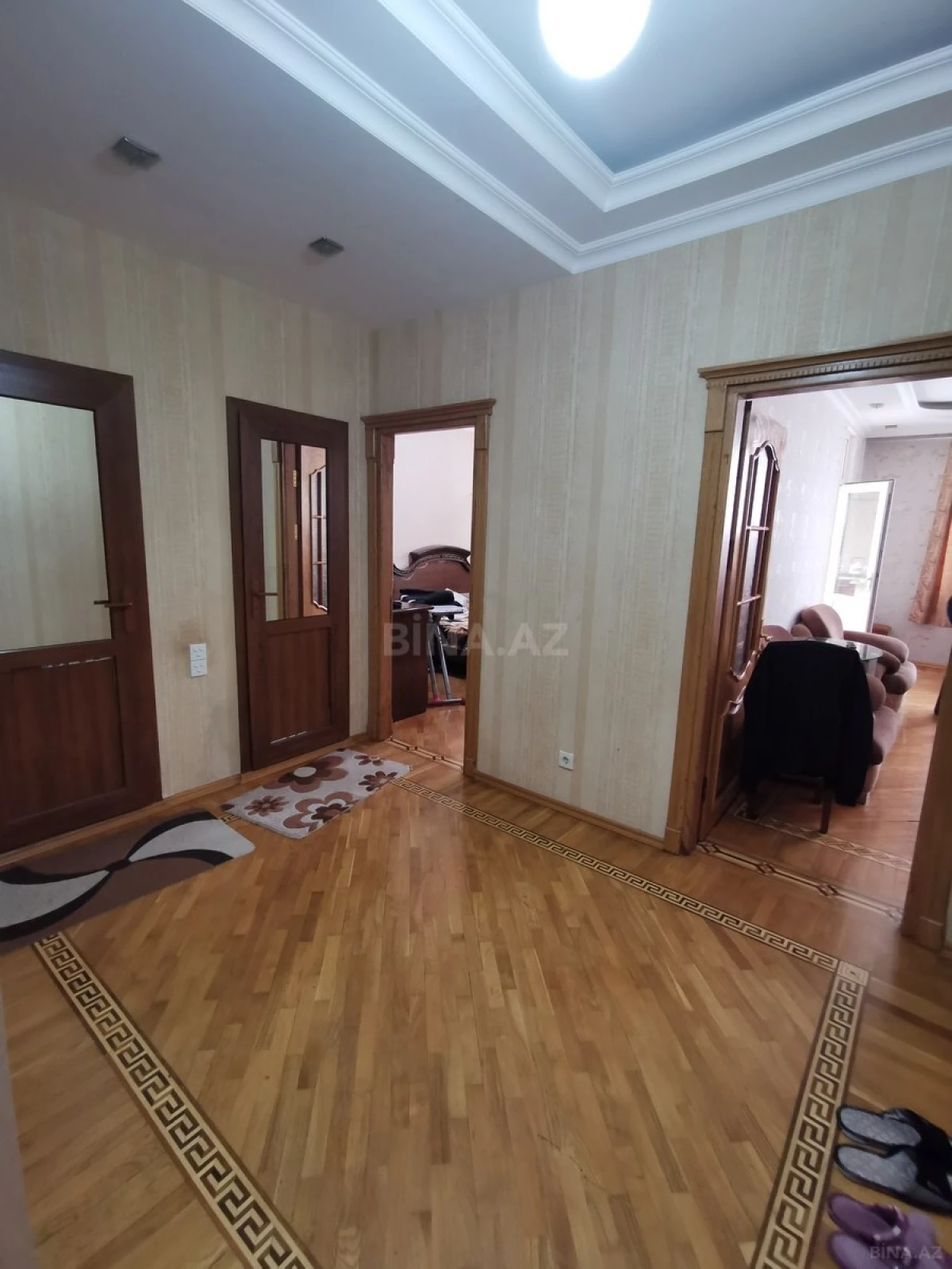 Satılır 2 otaqlı mənzil 68 m²
