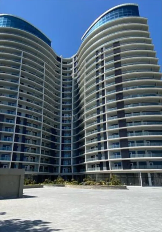 Satılır 3 otaqlı mənzil 120 m²