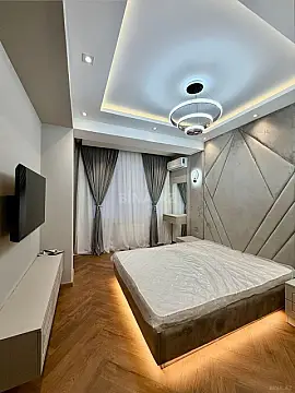 Kirayə verilir 4 otaqlı mənzil 130 m²