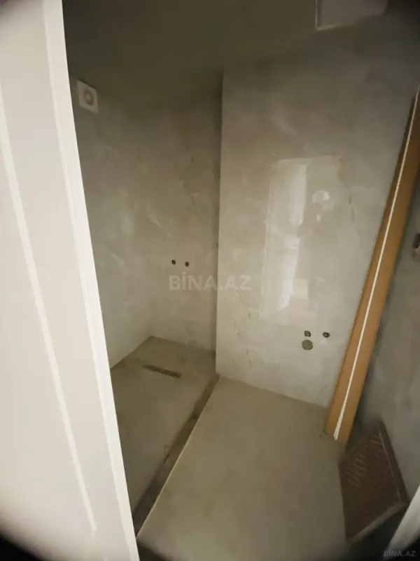 Satılır 3 otaqlı mənzil 83 m²