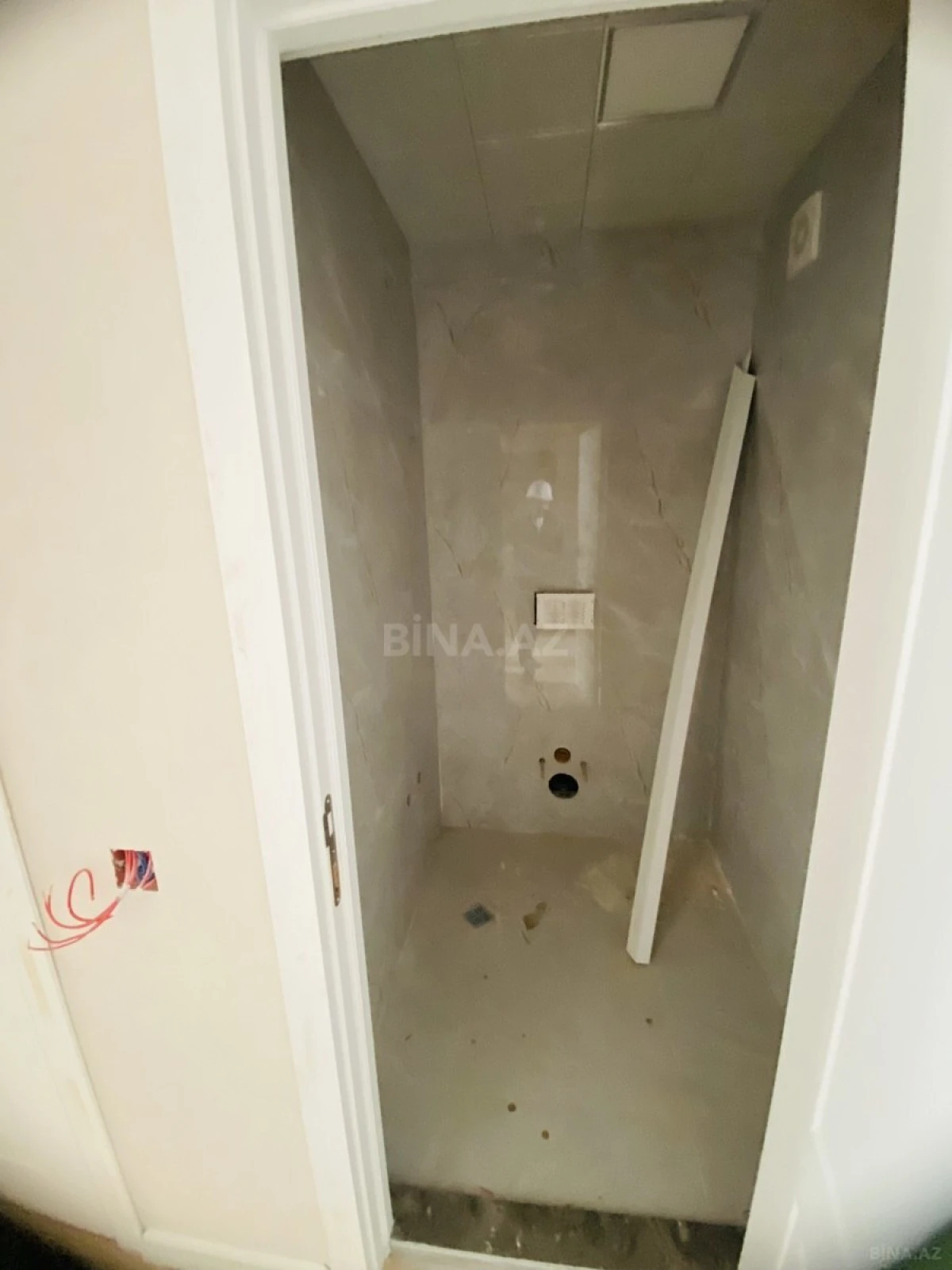 Satılır 3 otaqlı mənzil 83 m²