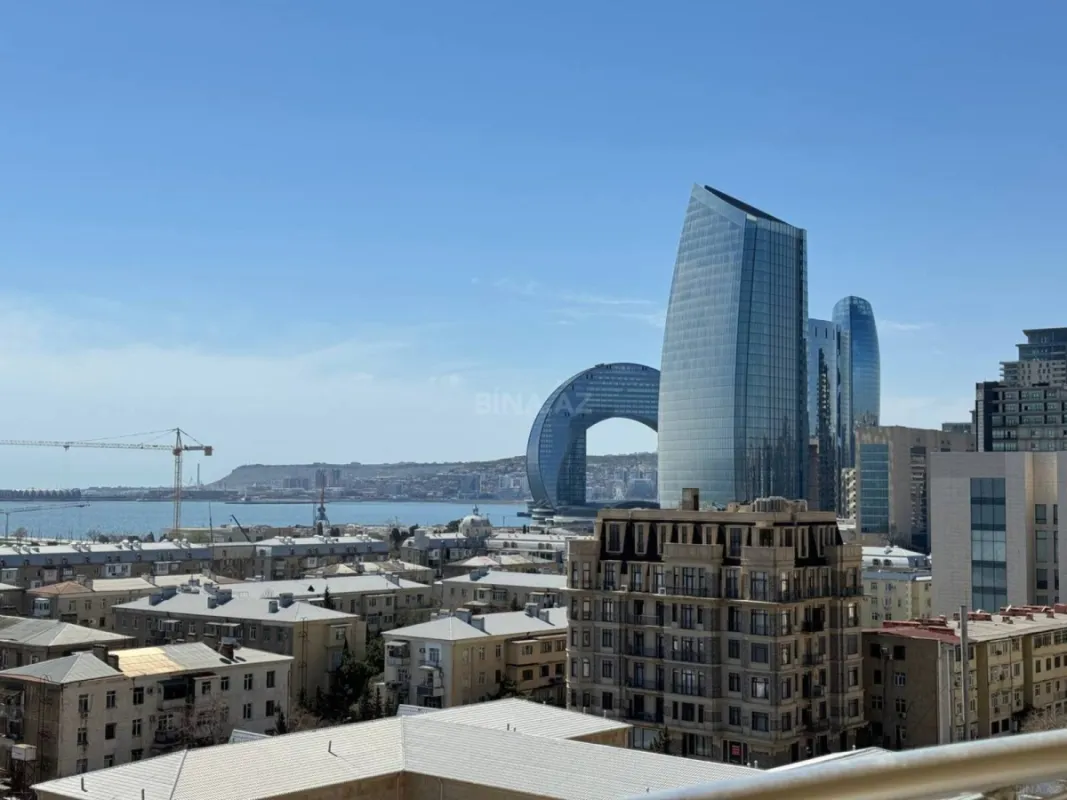 Kirayə verilir 2 otaqlı mənzil 110 m²