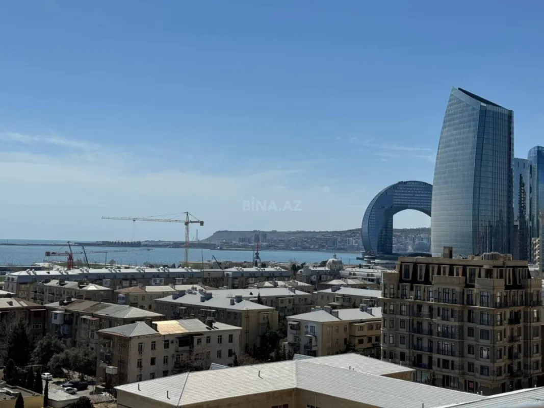 Kirayə verilir 2 otaqlı mənzil 110 m²