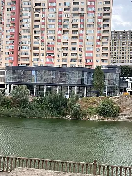 Satılır 6 otaqlı mənzil 250 m² — Bakı, İnşaatçılar 6 otaq 250.00 m²