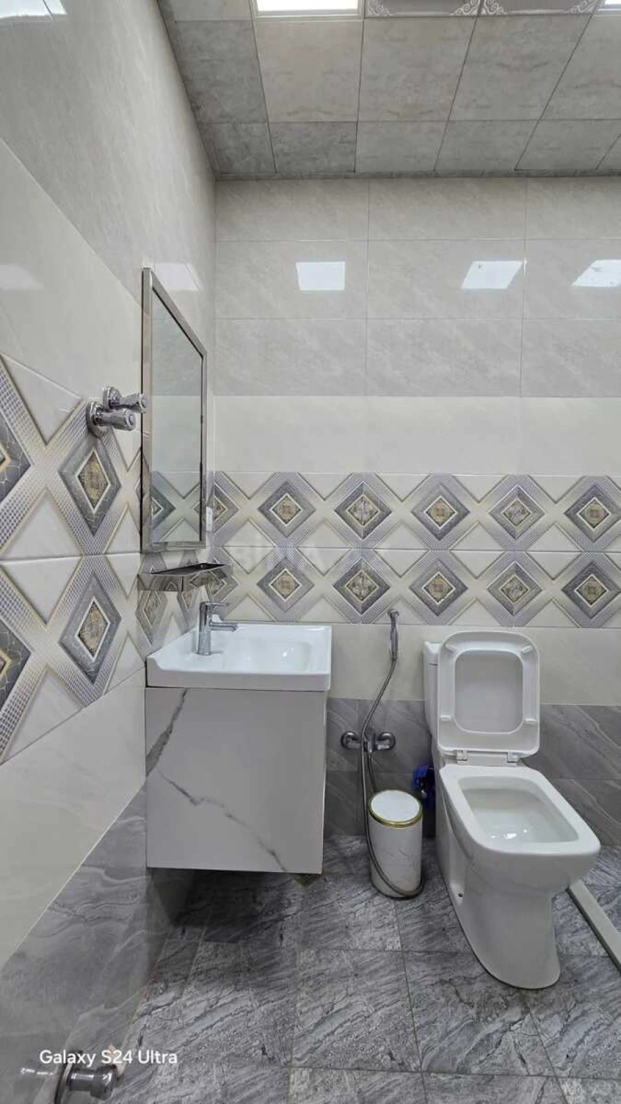 Satılır 3 otaqlı mənzil 80 m²